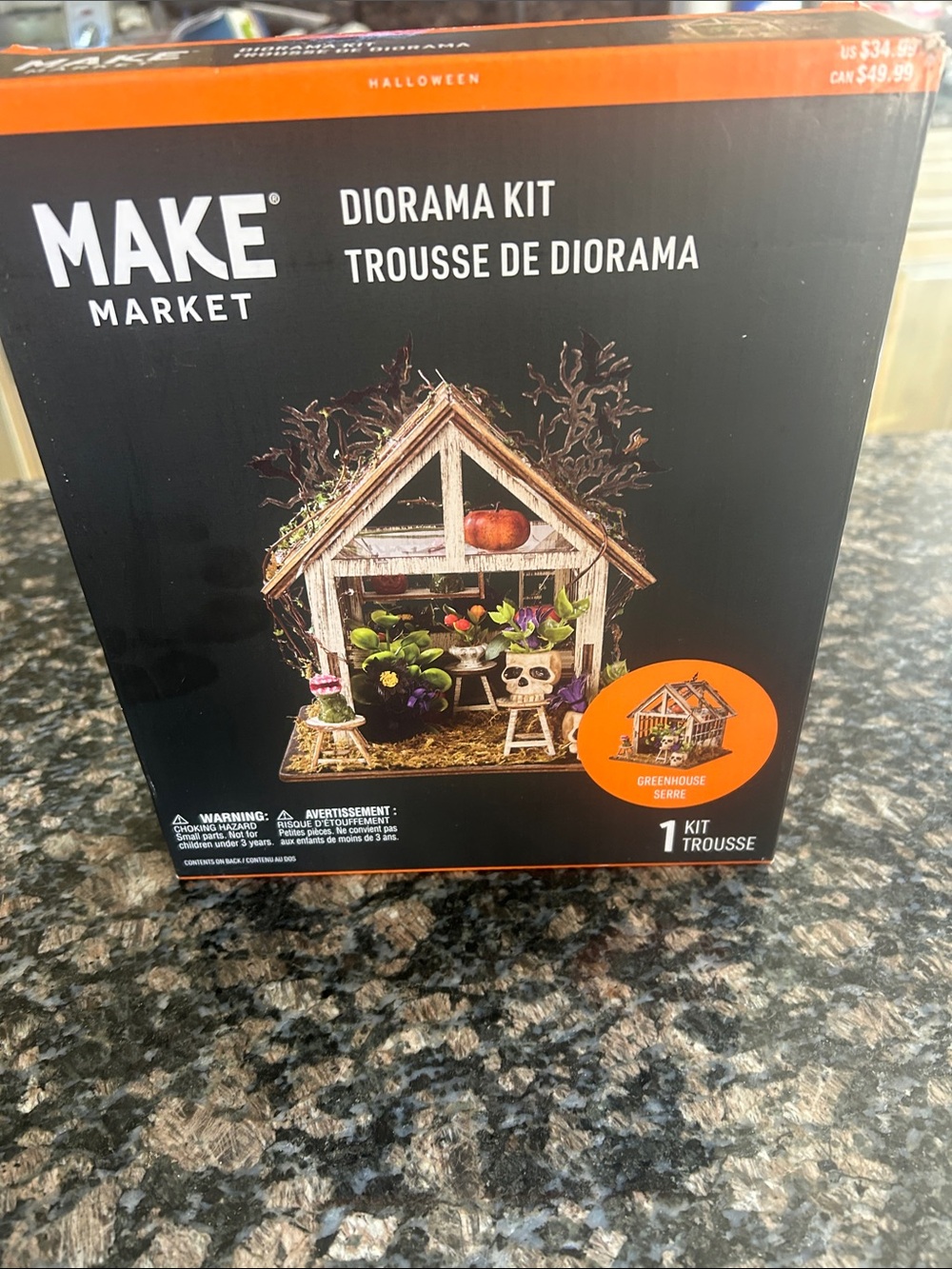 MAKE MARKET DIORAMA MINIATURE BUILD KIT SPOOKY GREENHOUSE NWT
